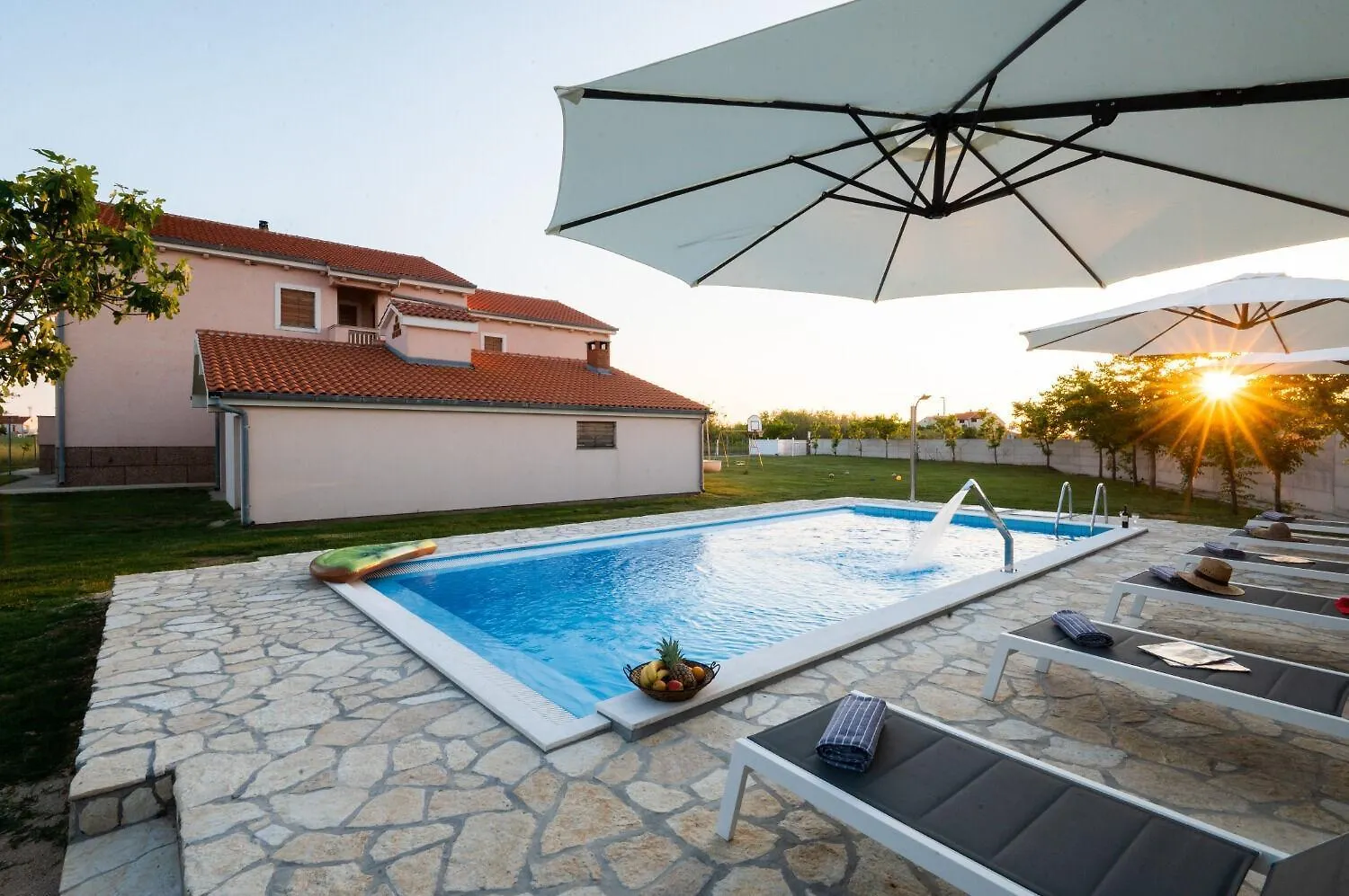 Apartments Armitage Privlaka